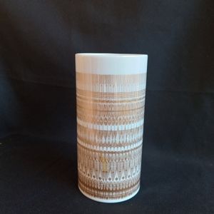 Ceramic vase